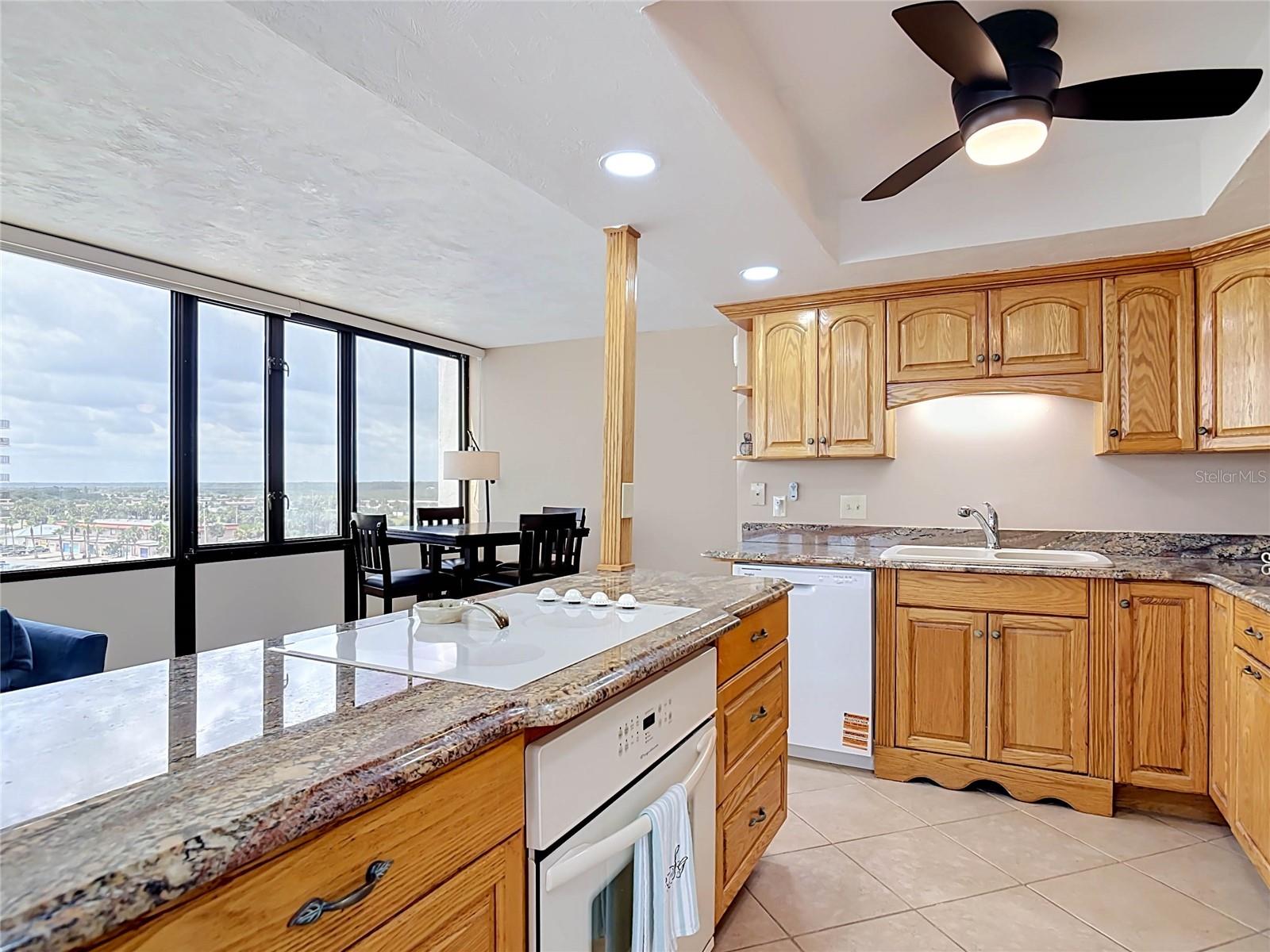 NAUTILUS CONDO - Residential