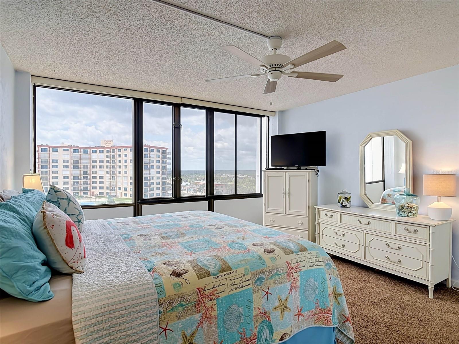 NAUTILUS CONDO - Residential