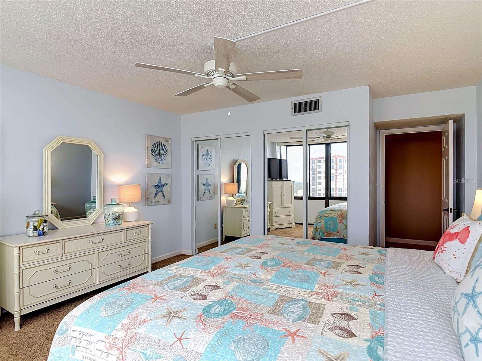 NAUTILUS CONDO - Residential