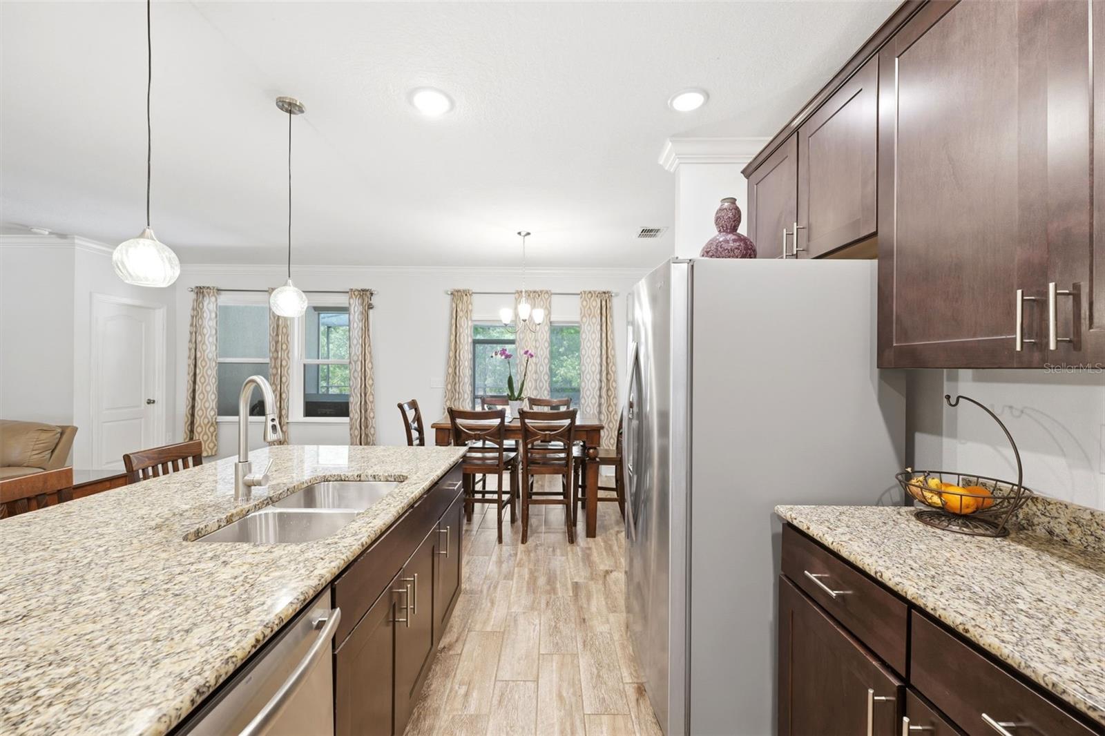 ROYAL HIGHLANDS - Residential
