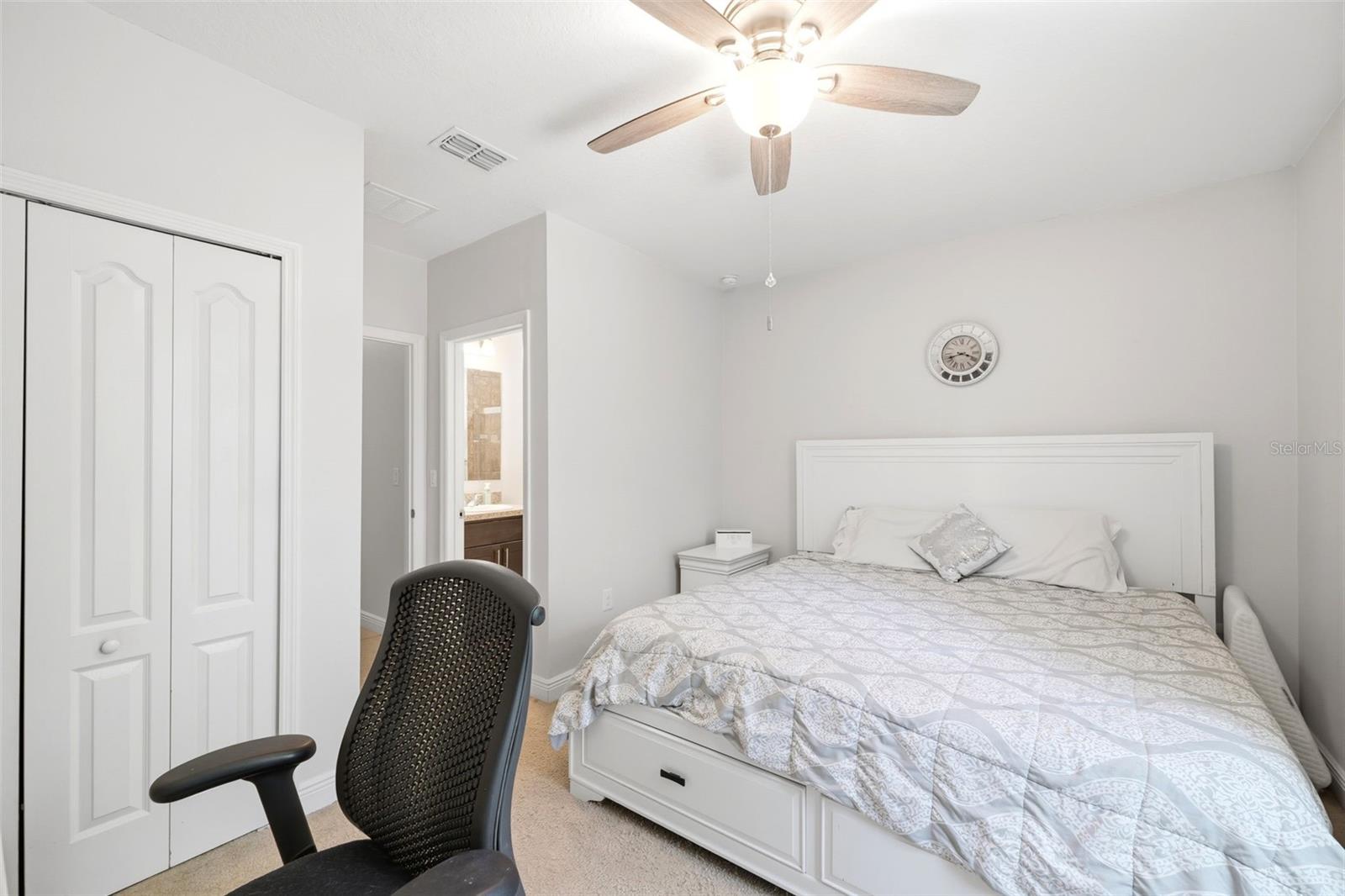 ROYAL HIGHLANDS - Residential