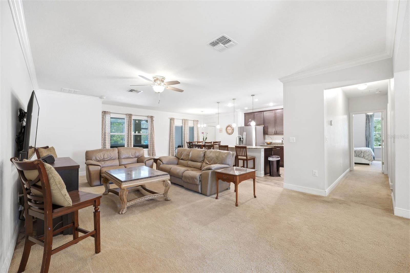 ROYAL HIGHLANDS - Residential