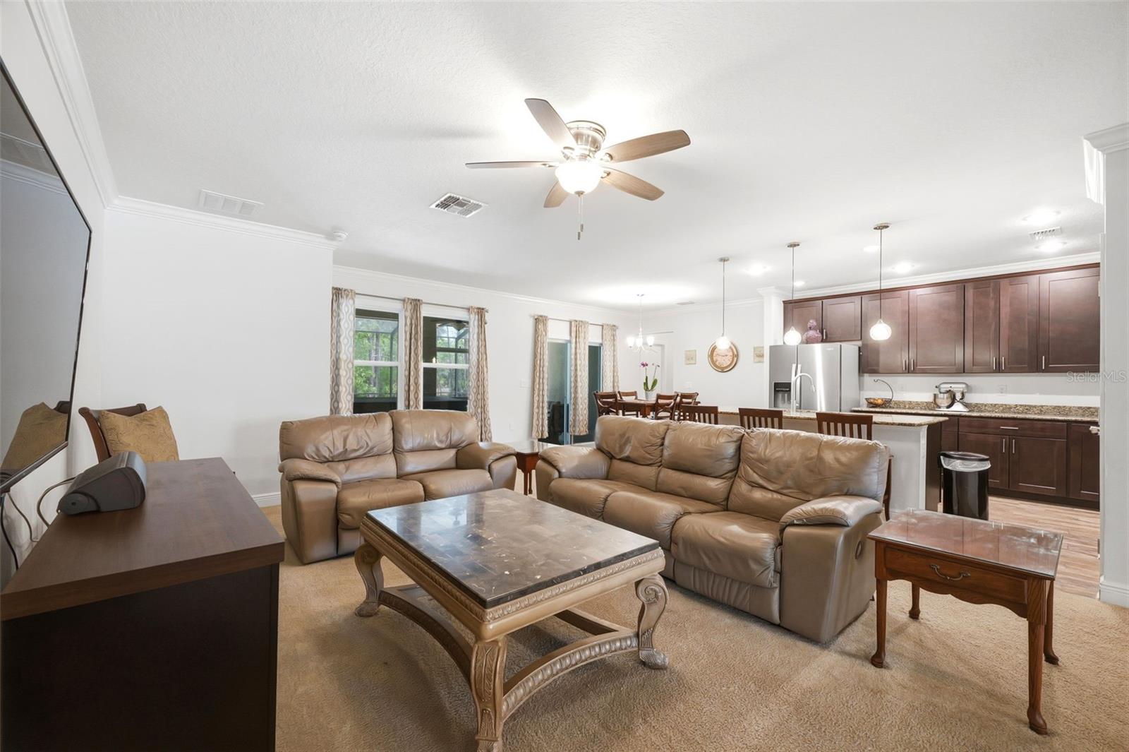 ROYAL HIGHLANDS - Residential