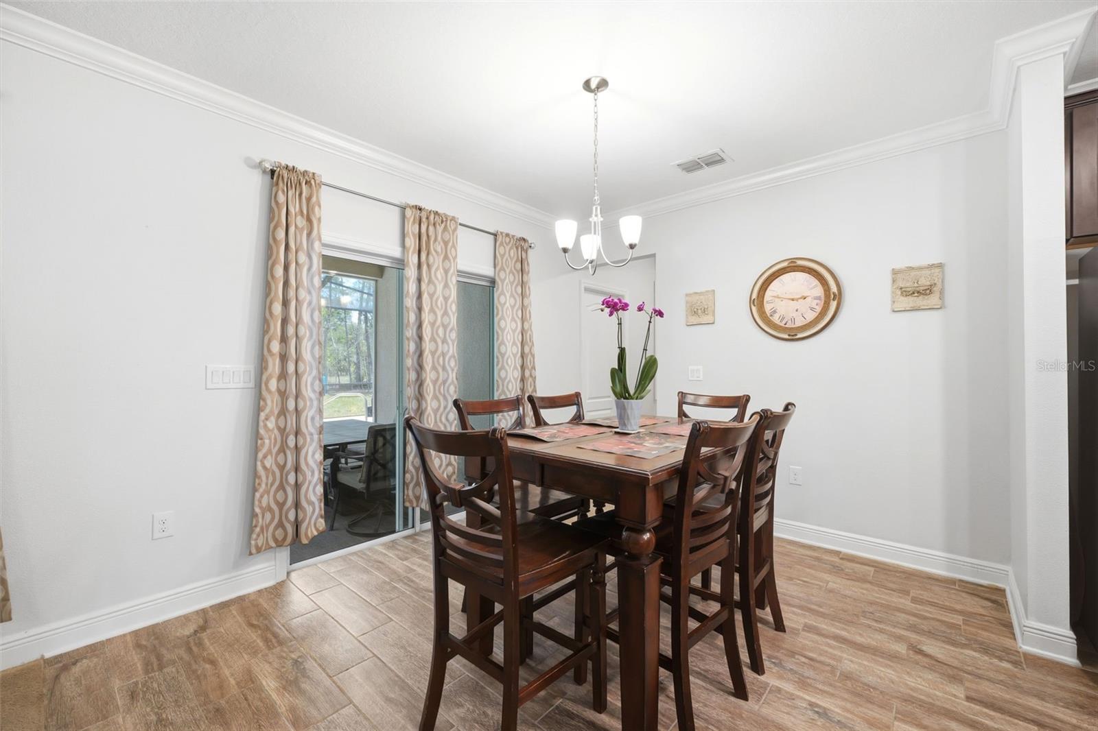 ROYAL HIGHLANDS - Residential