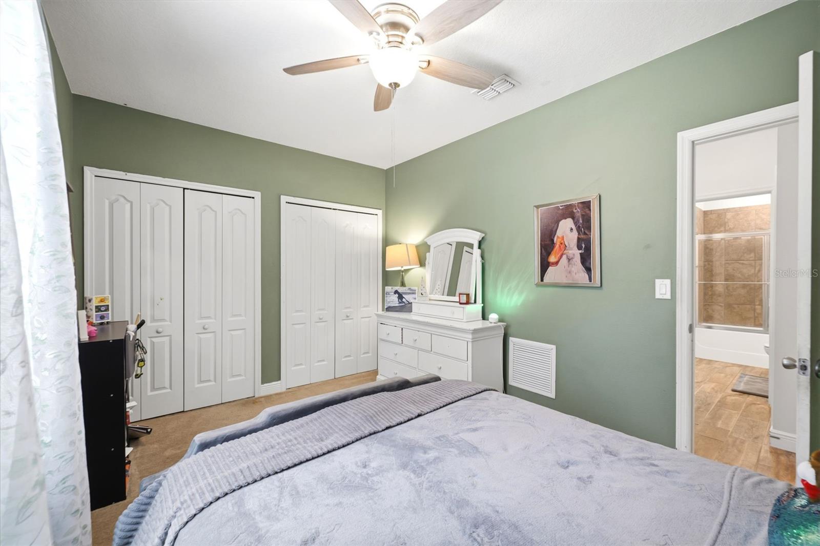 ROYAL HIGHLANDS - Residential