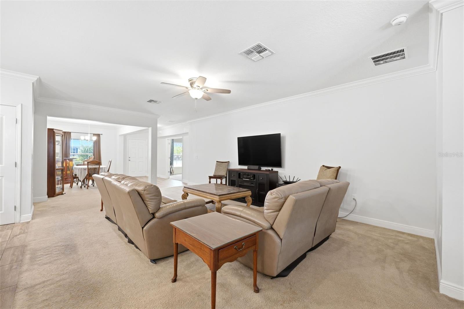 ROYAL HIGHLANDS - Residential