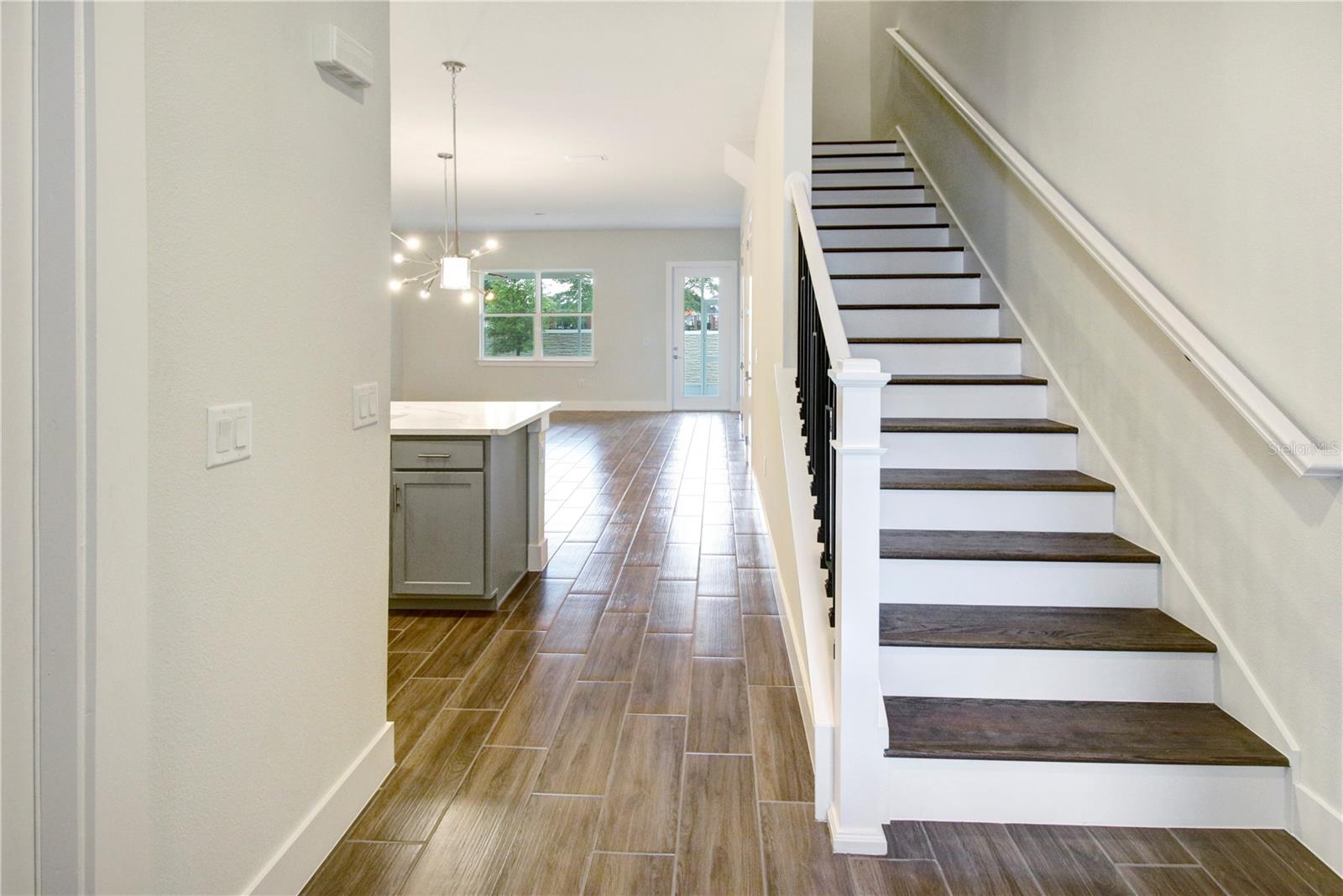 BRENTWOOD LANDING - Residential Lease