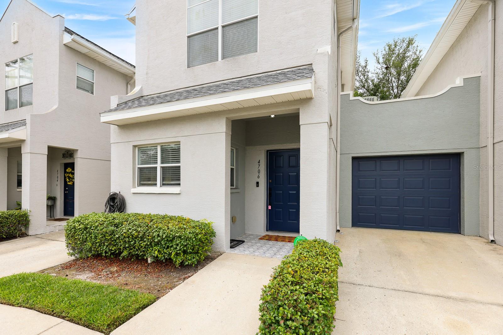 WESTSHORE TWNHMS - Residential Lease