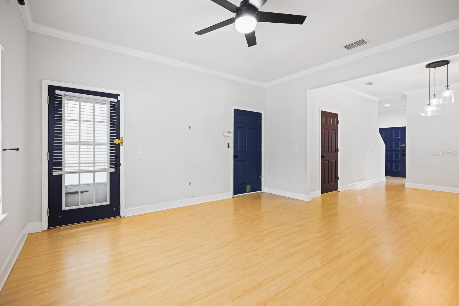 WESTSHORE TWNHMS - Residential Lease