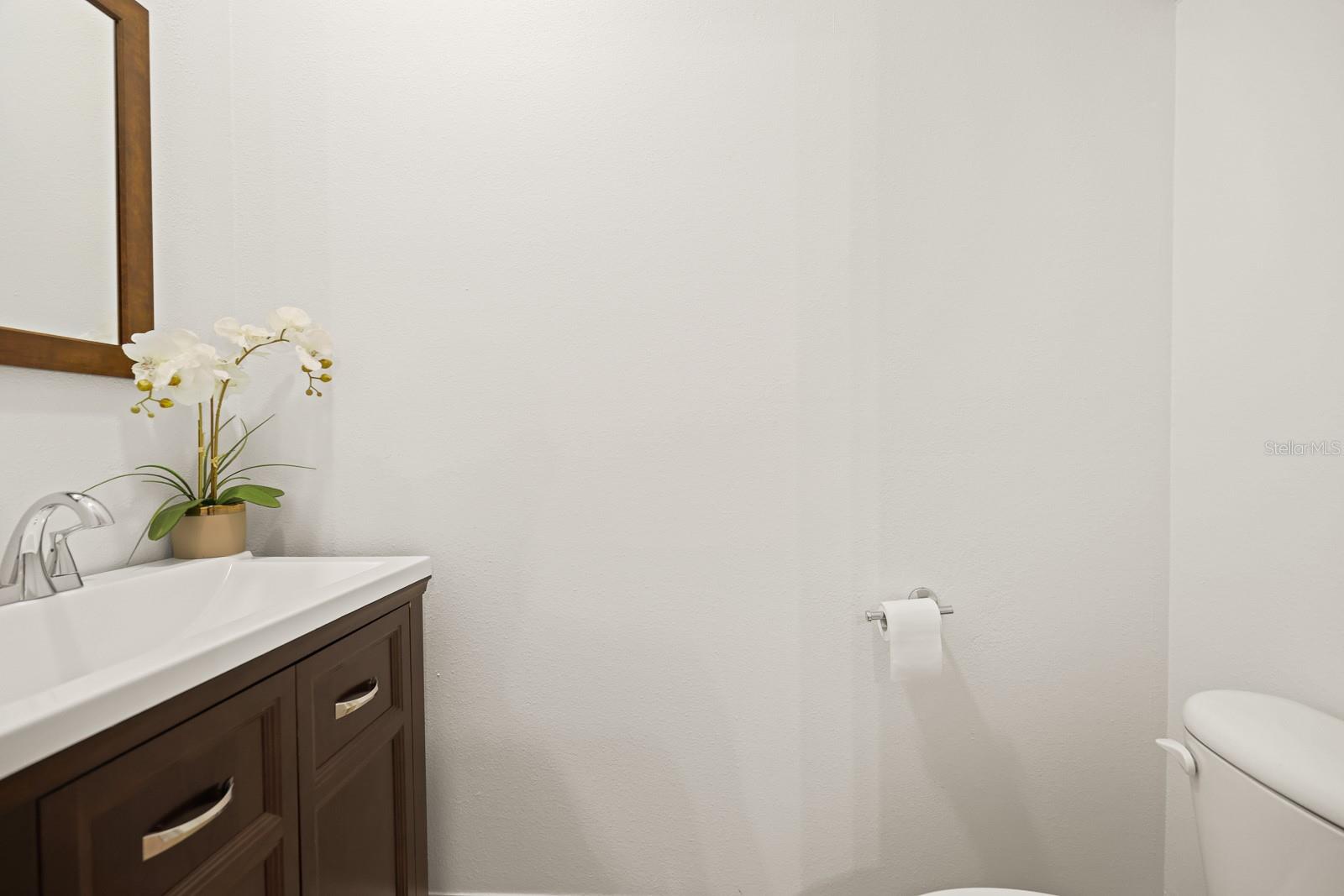 WESTSHORE TWNHMS - Residential Lease