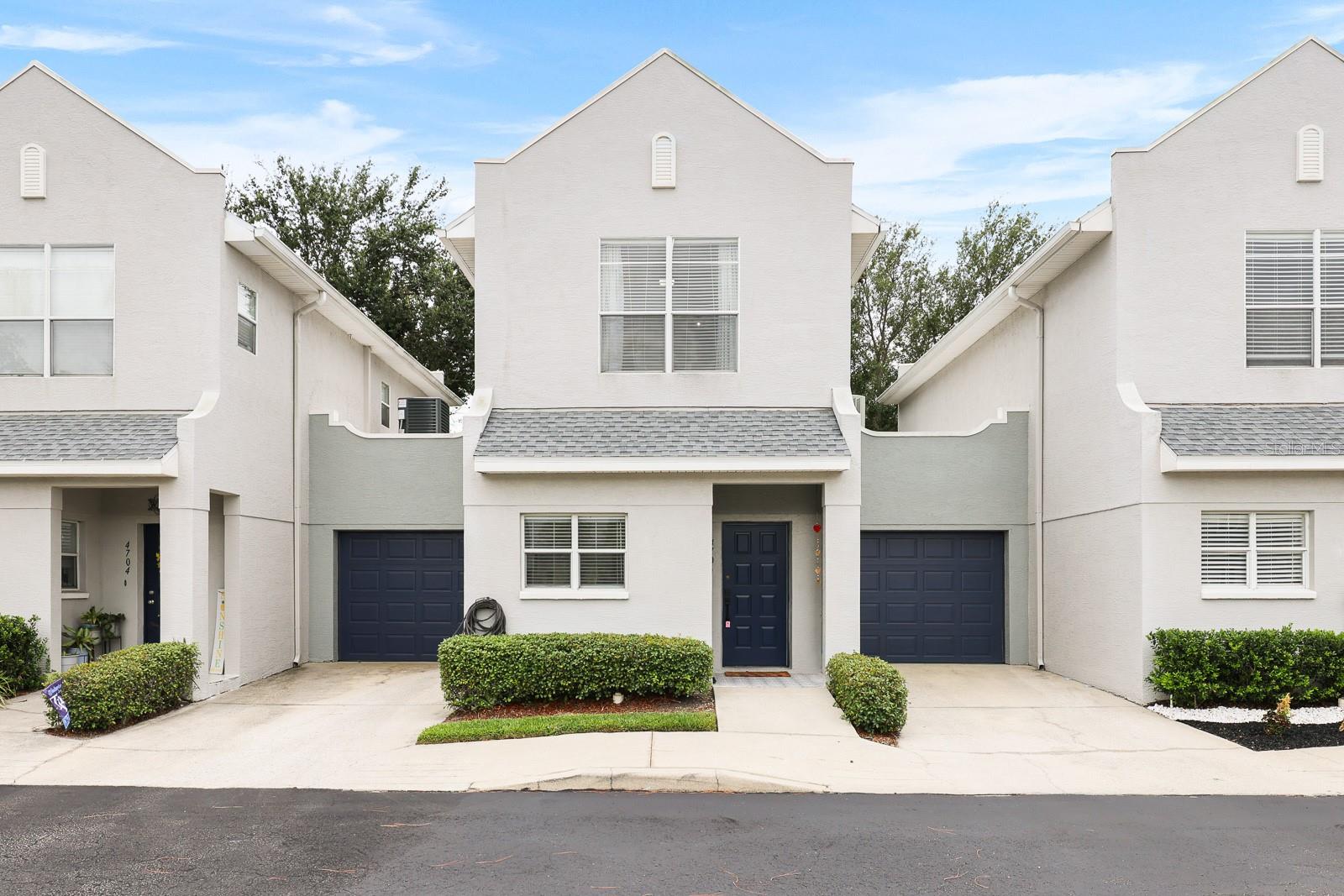 WESTSHORE TWNHMS - Residential Lease