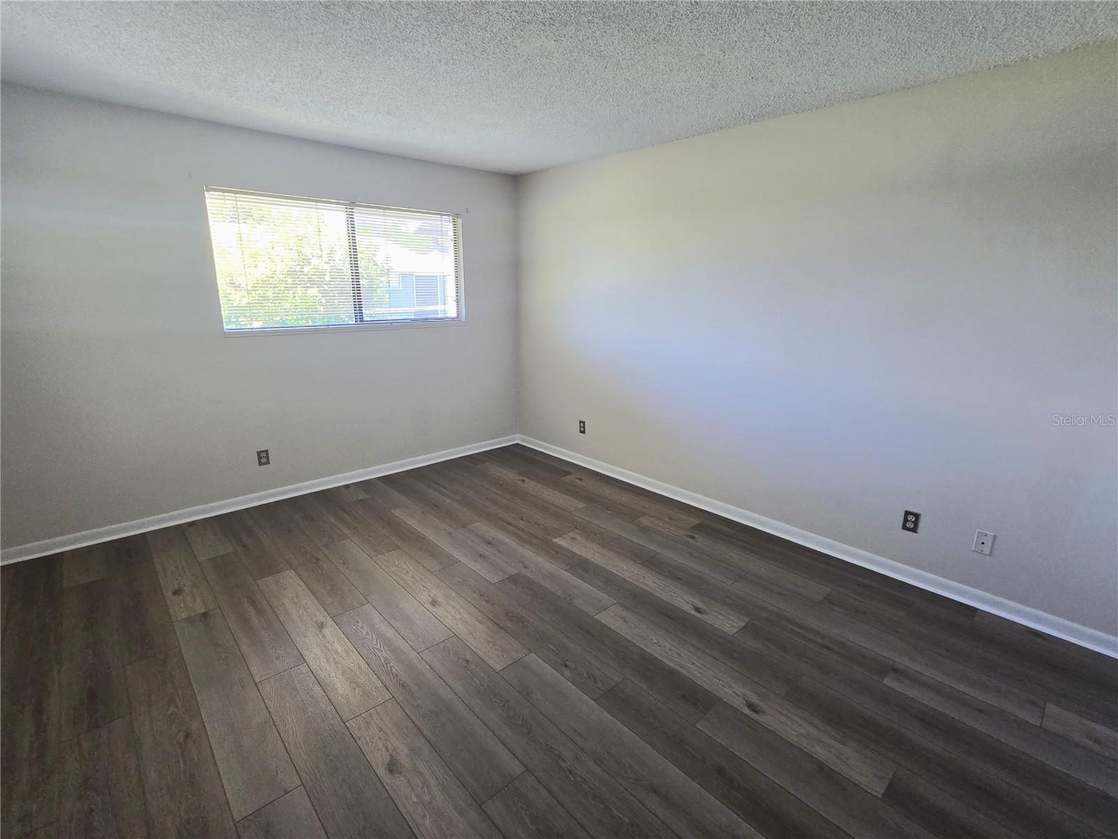 HARBOR PINES, A CONDO OR1439/4215 - Residential Lease