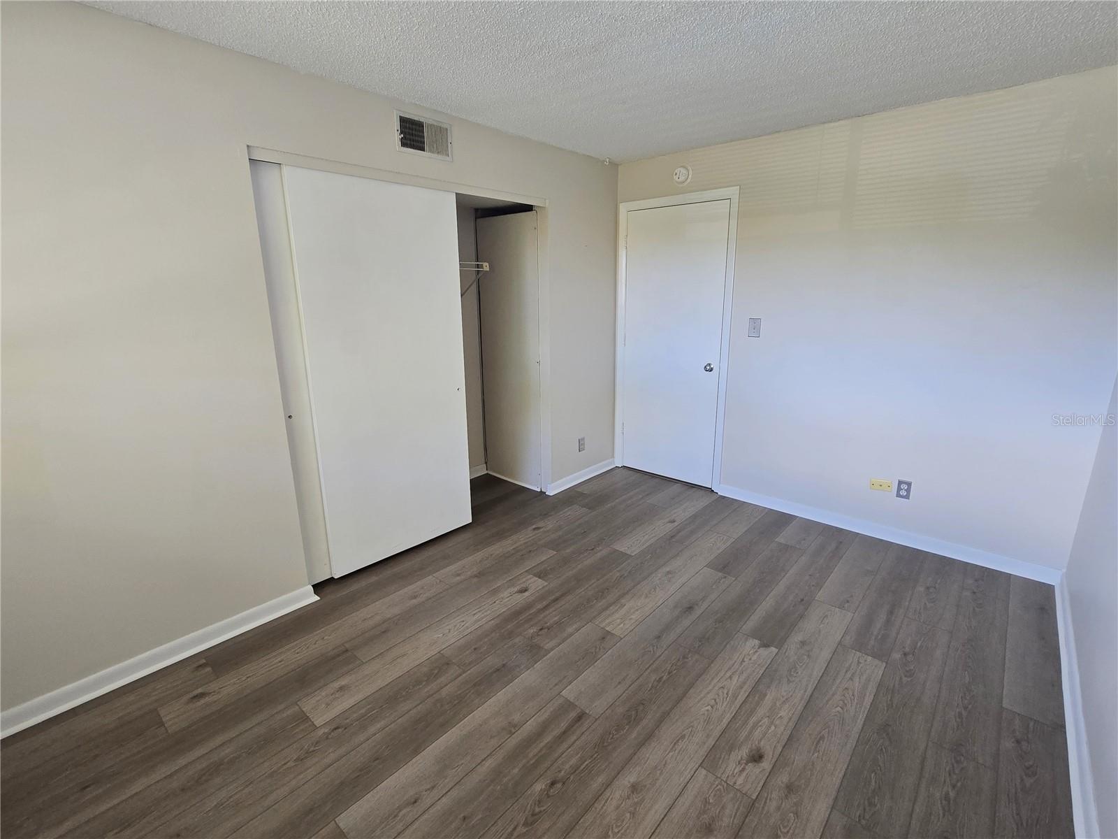 HARBOR PINES, A CONDO OR1439/4215 - Residential Lease