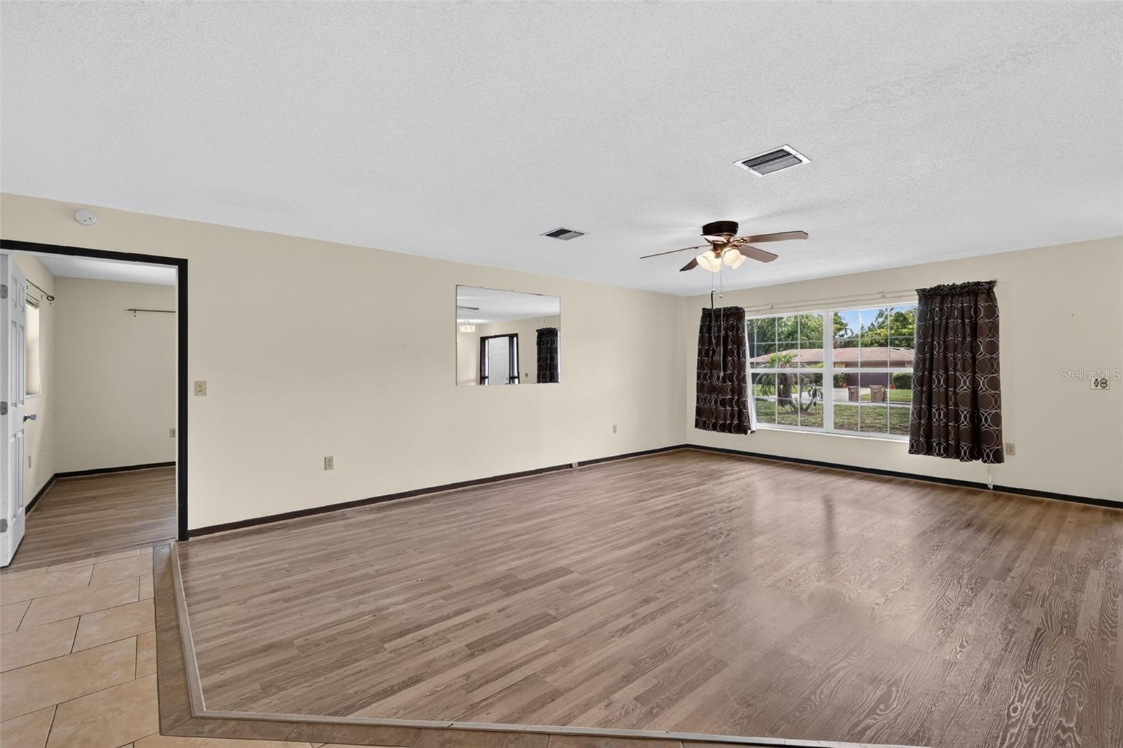LAKE DORA PINES - Residential