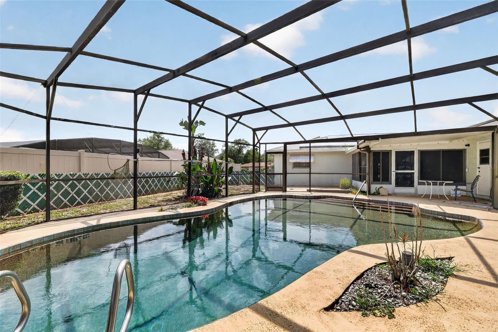 LAKE DORA PINES - Residential