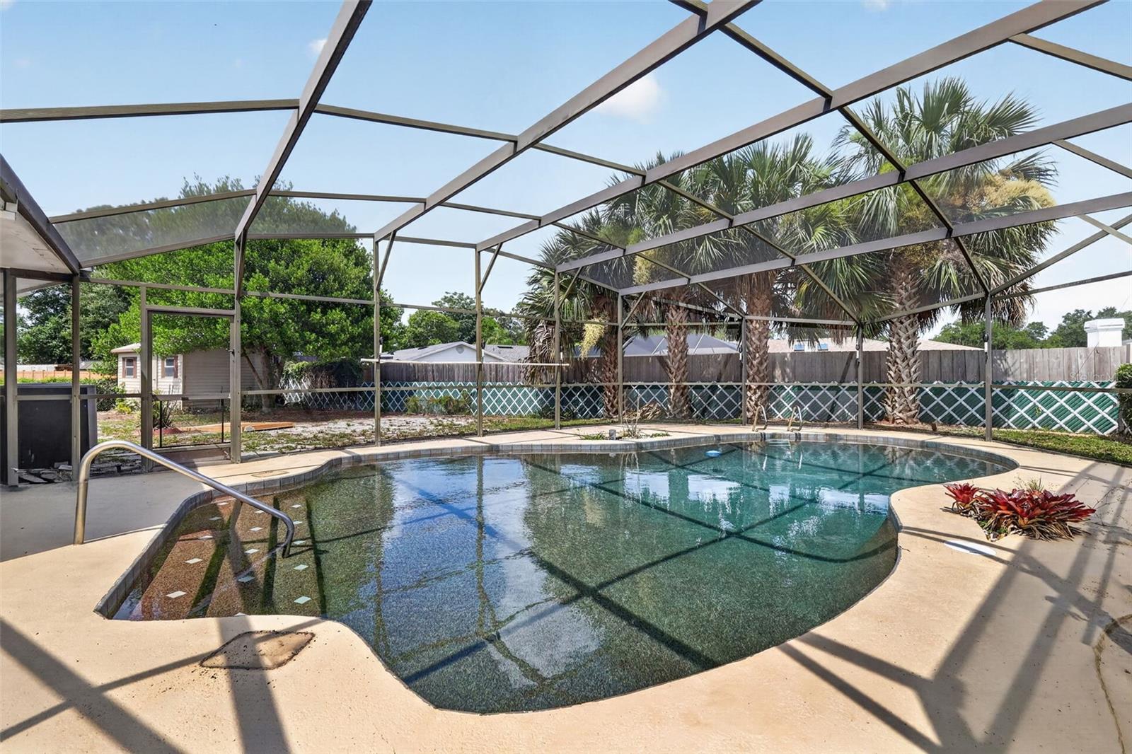 LAKE DORA PINES - Residential