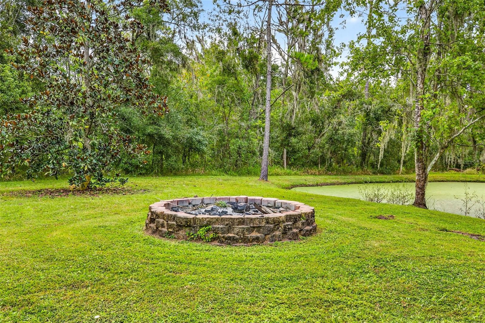 VIRGINIA ACRES - Residential