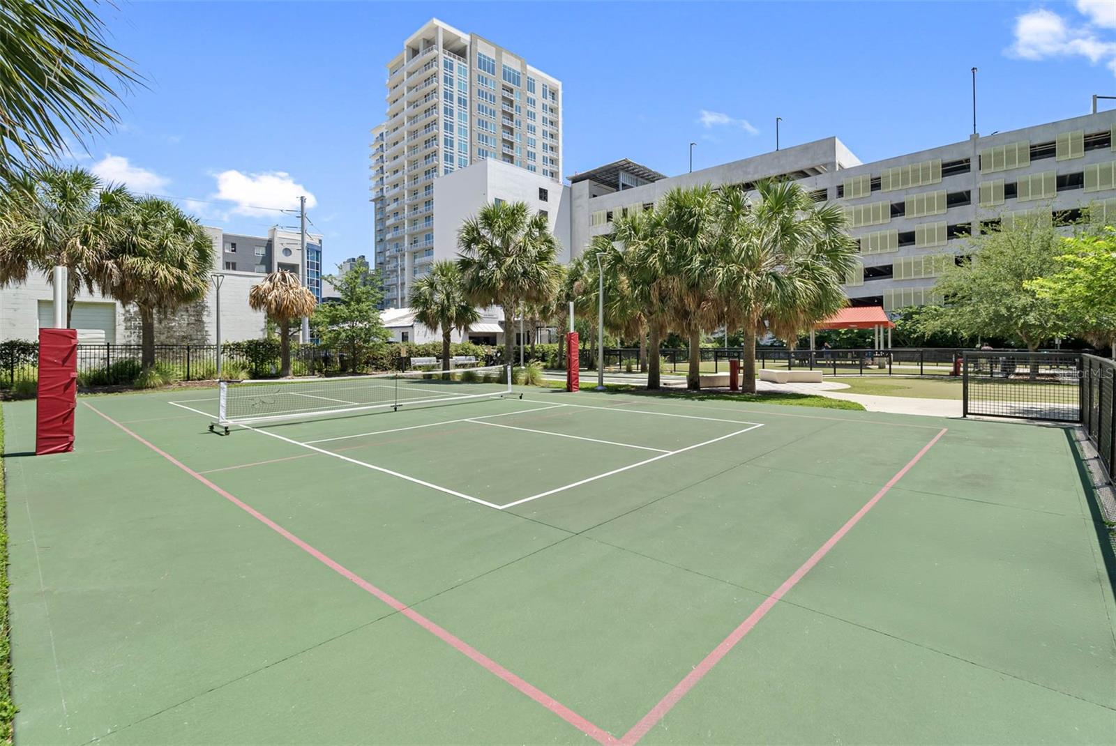GRAND CENTRAL AT KENNEDY RESID - Residential