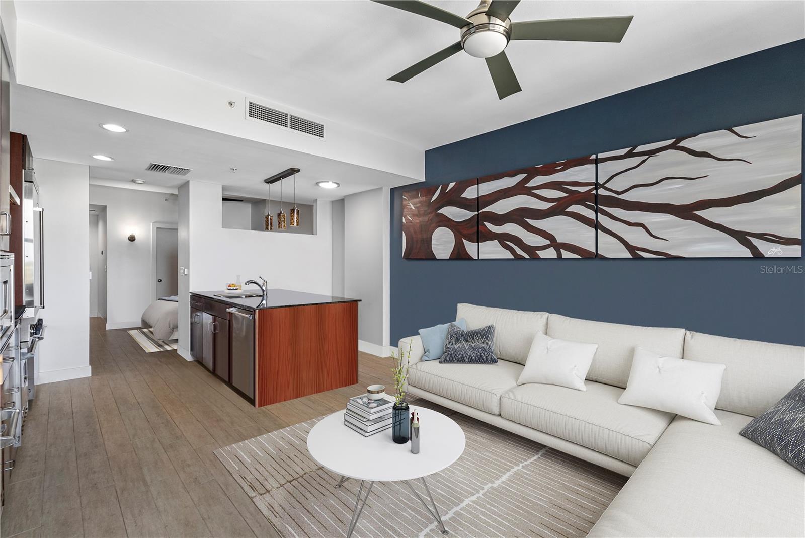 GRAND CENTRAL AT KENNEDY RESID - Residential