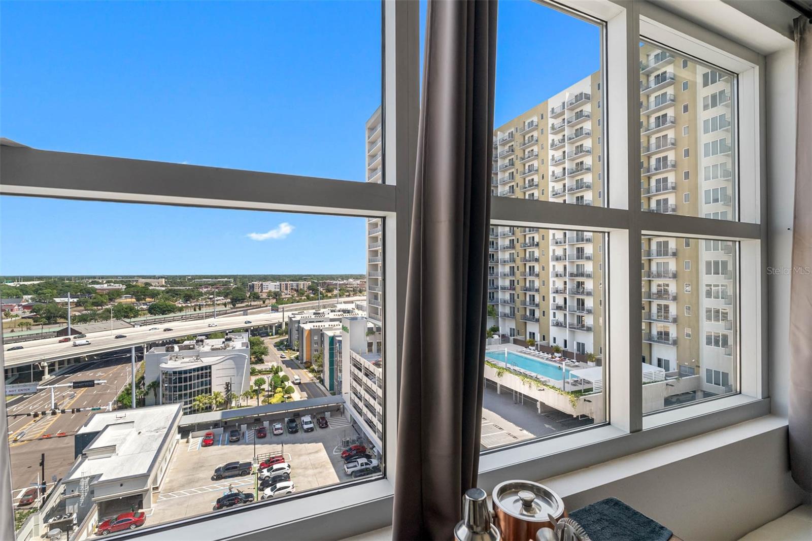 GRAND CENTRAL AT KENNEDY RESID - Residential