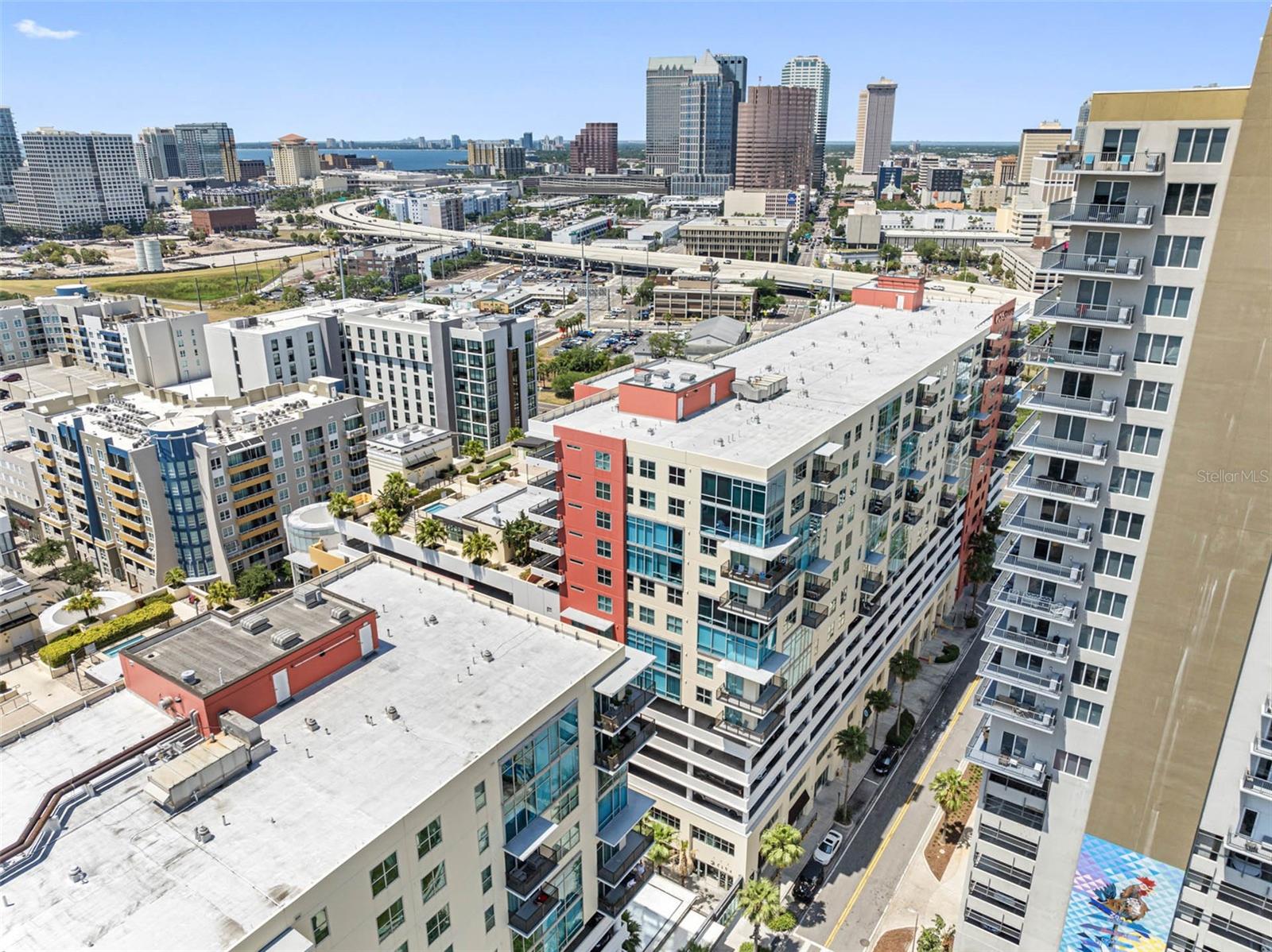 GRAND CENTRAL AT KENNEDY RESID - Residential