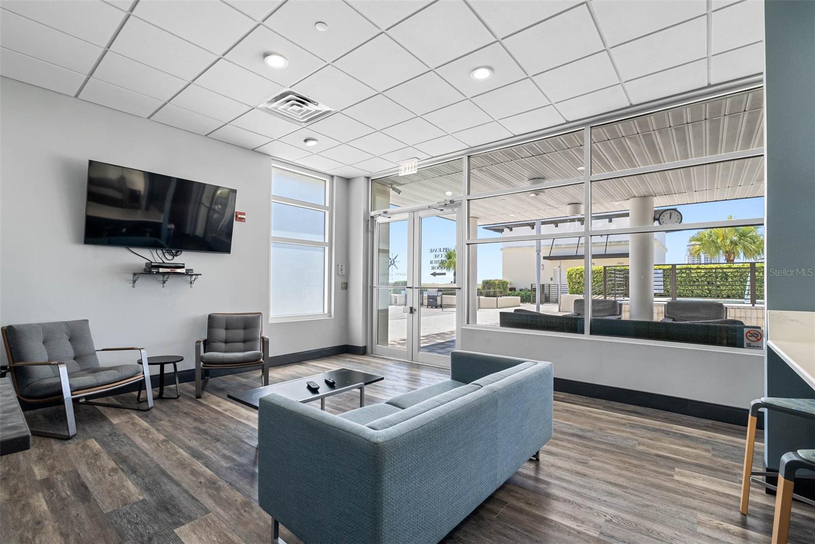 GRAND CENTRAL AT KENNEDY RESID - Residential