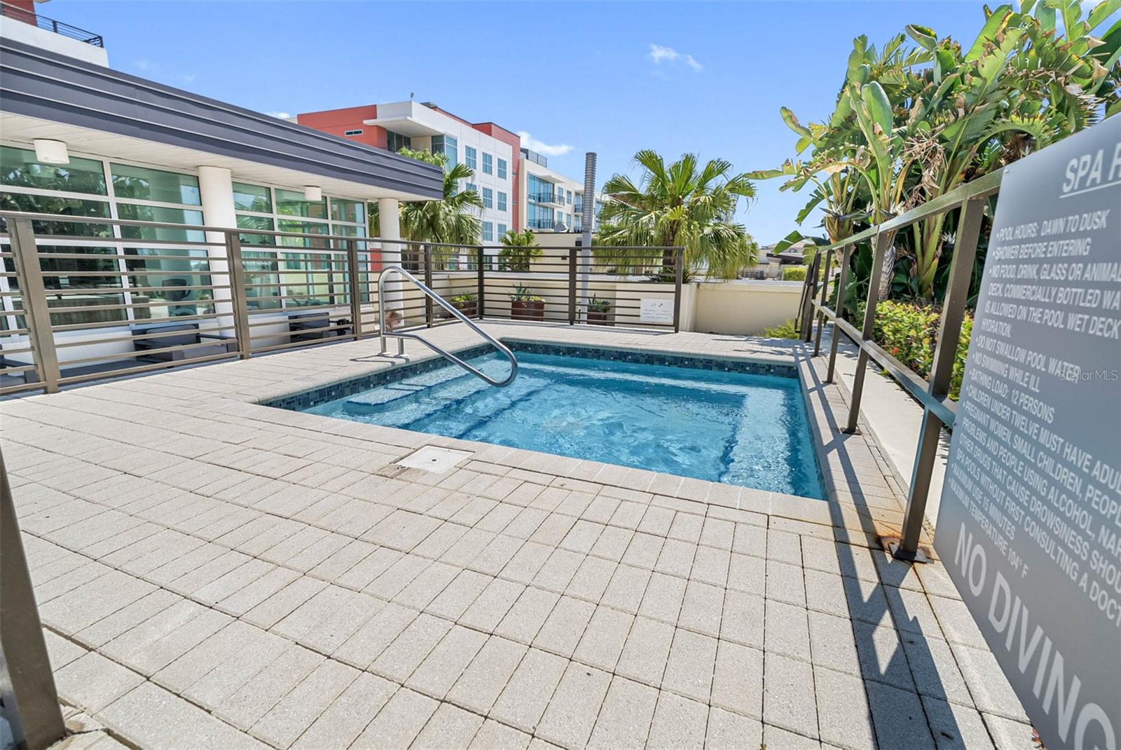 GRAND CENTRAL AT KENNEDY RESID - Residential