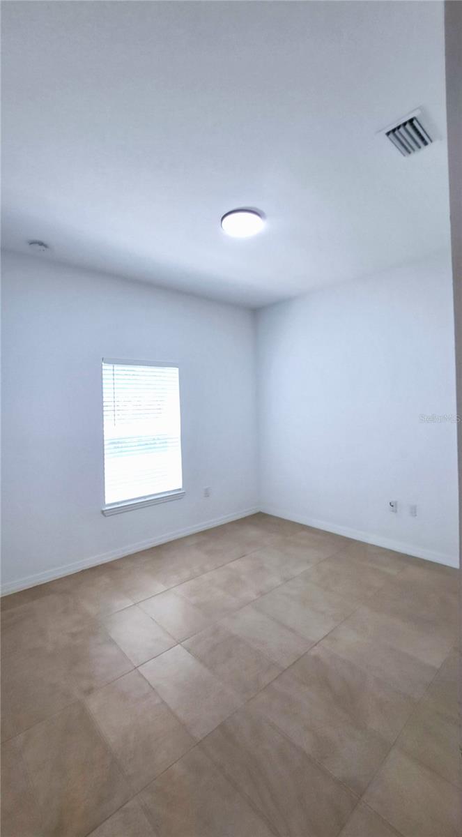 PALM COAST/EASTHAMPTON SEC 34 - Residential Lease