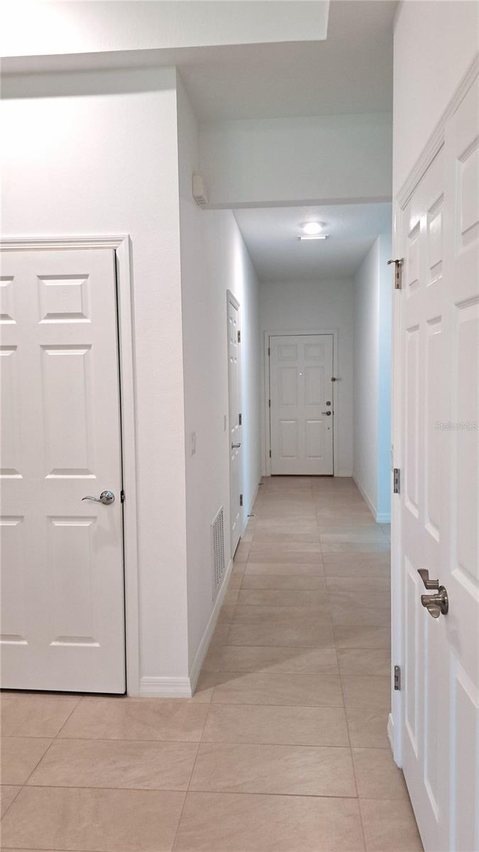 PALM COAST/EASTHAMPTON SEC 34 - Residential Lease