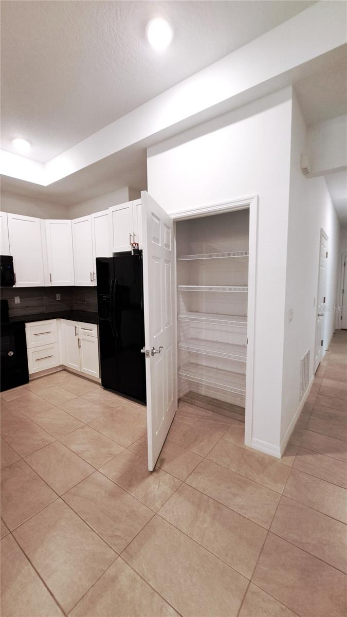 PALM COAST/EASTHAMPTON SEC 34 - Residential Lease