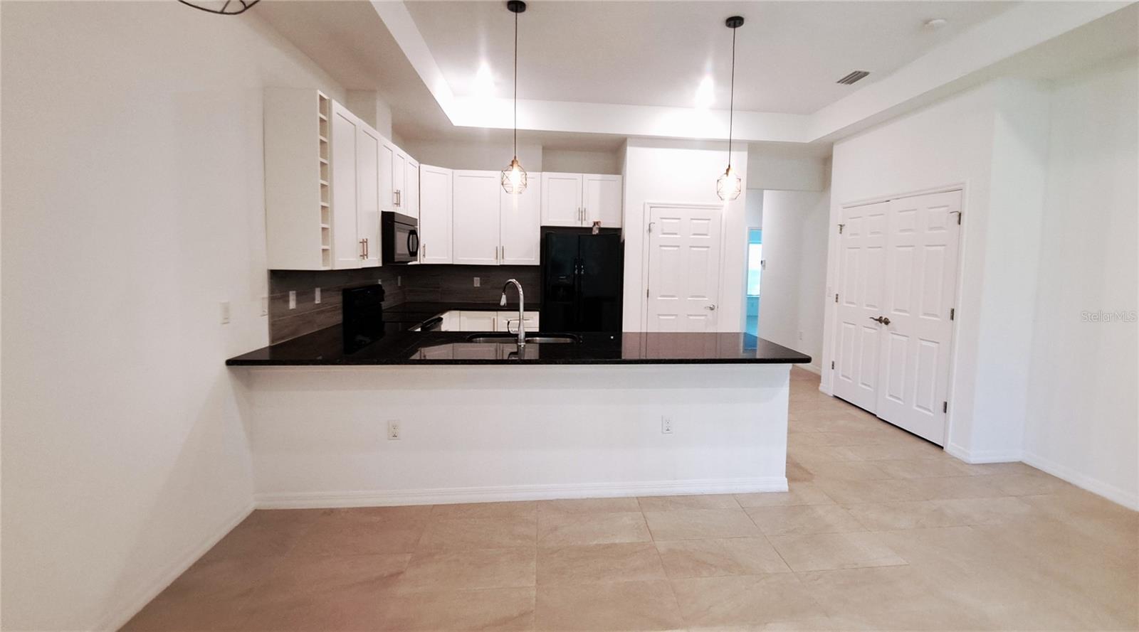 PALM COAST/EASTHAMPTON SEC 34 - Residential Lease