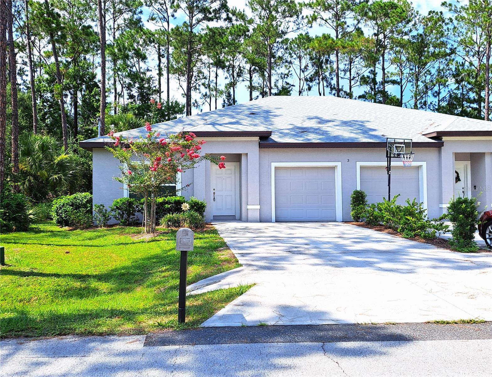 PALM COAST/EASTHAMPTON SEC 34 - Residential Lease