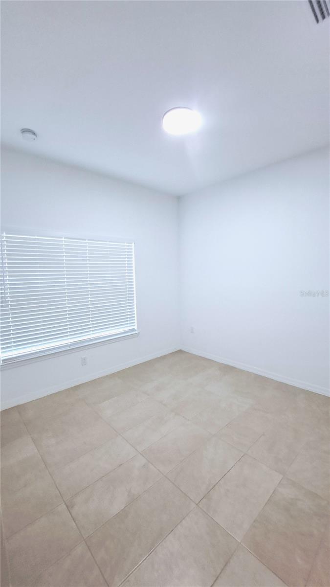 PALM COAST/EASTHAMPTON SEC 34 - Residential Lease