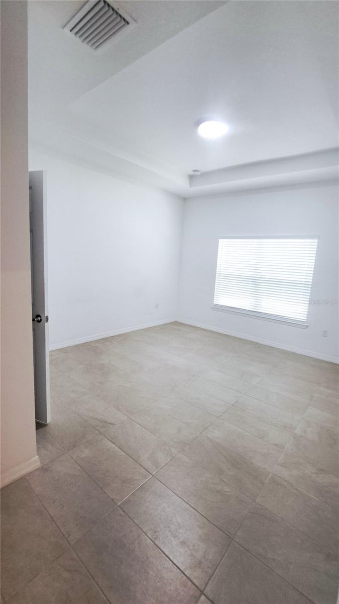 PALM COAST/EASTHAMPTON SEC 34 - Residential Lease
