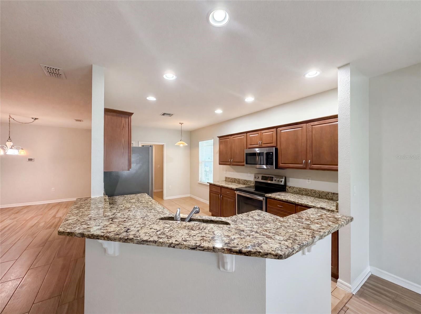 BERKLEY RDG PH 03 - Residential