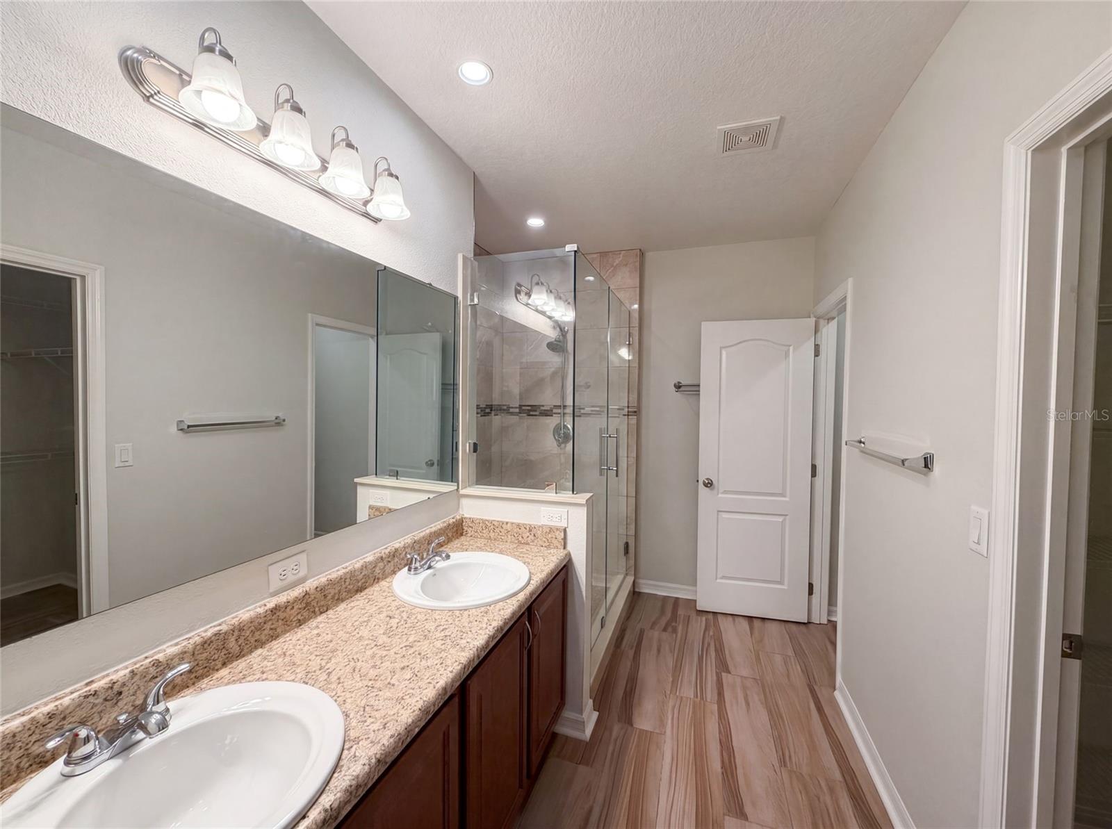 BERKLEY RDG PH 03 - Residential