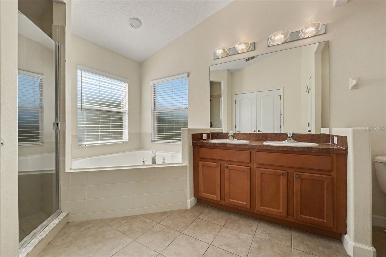 WEST STONEBRIDGE - Residential