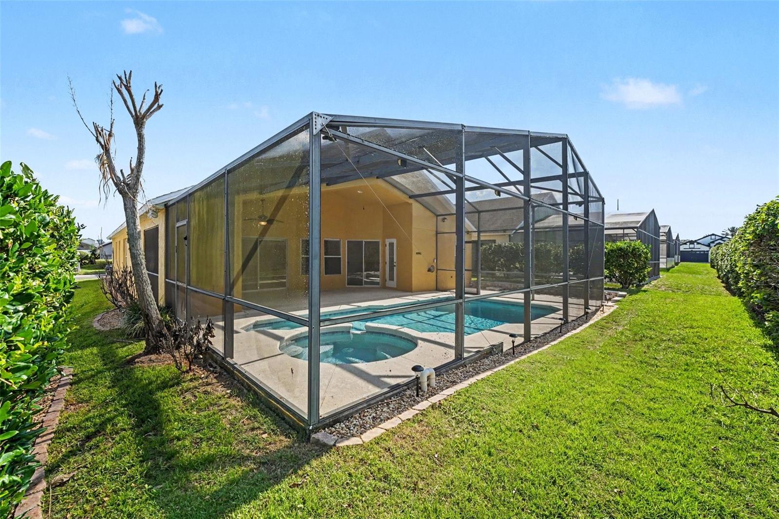 WEST STONEBRIDGE - Residential