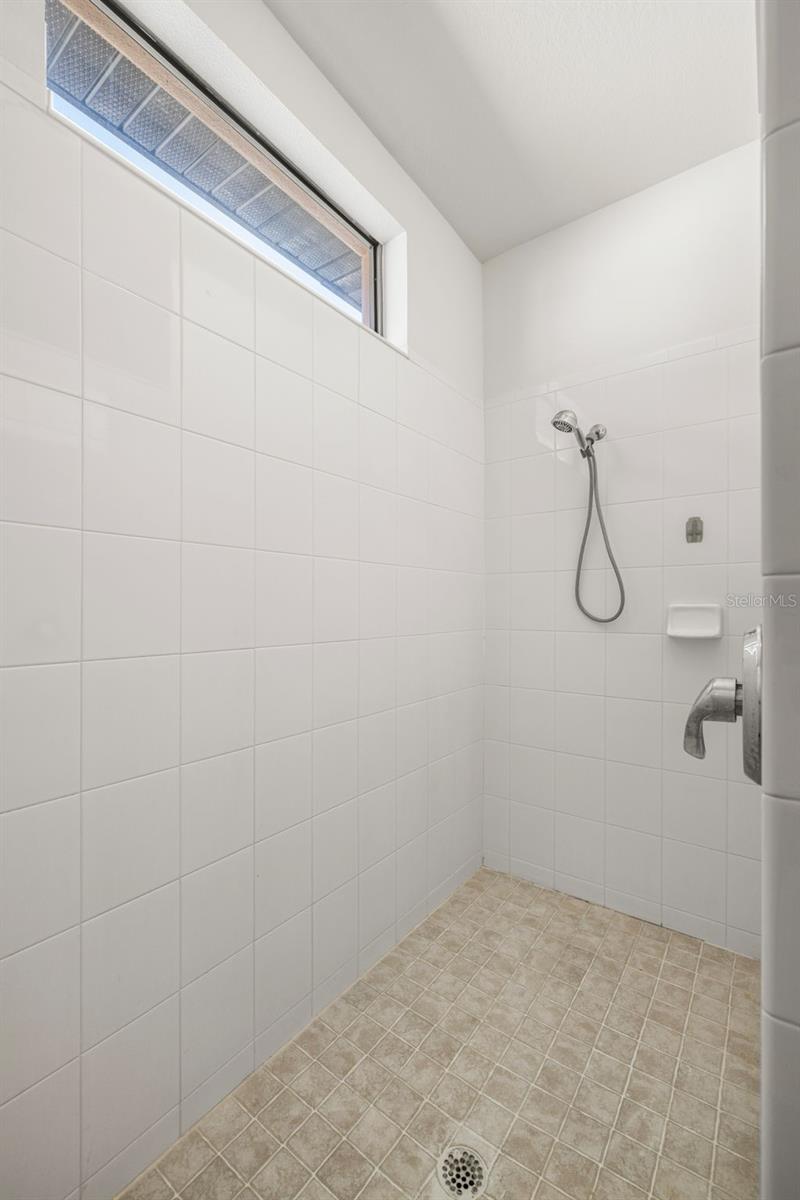SOUTHSHORE FALLS PH 1 - Residential Lease