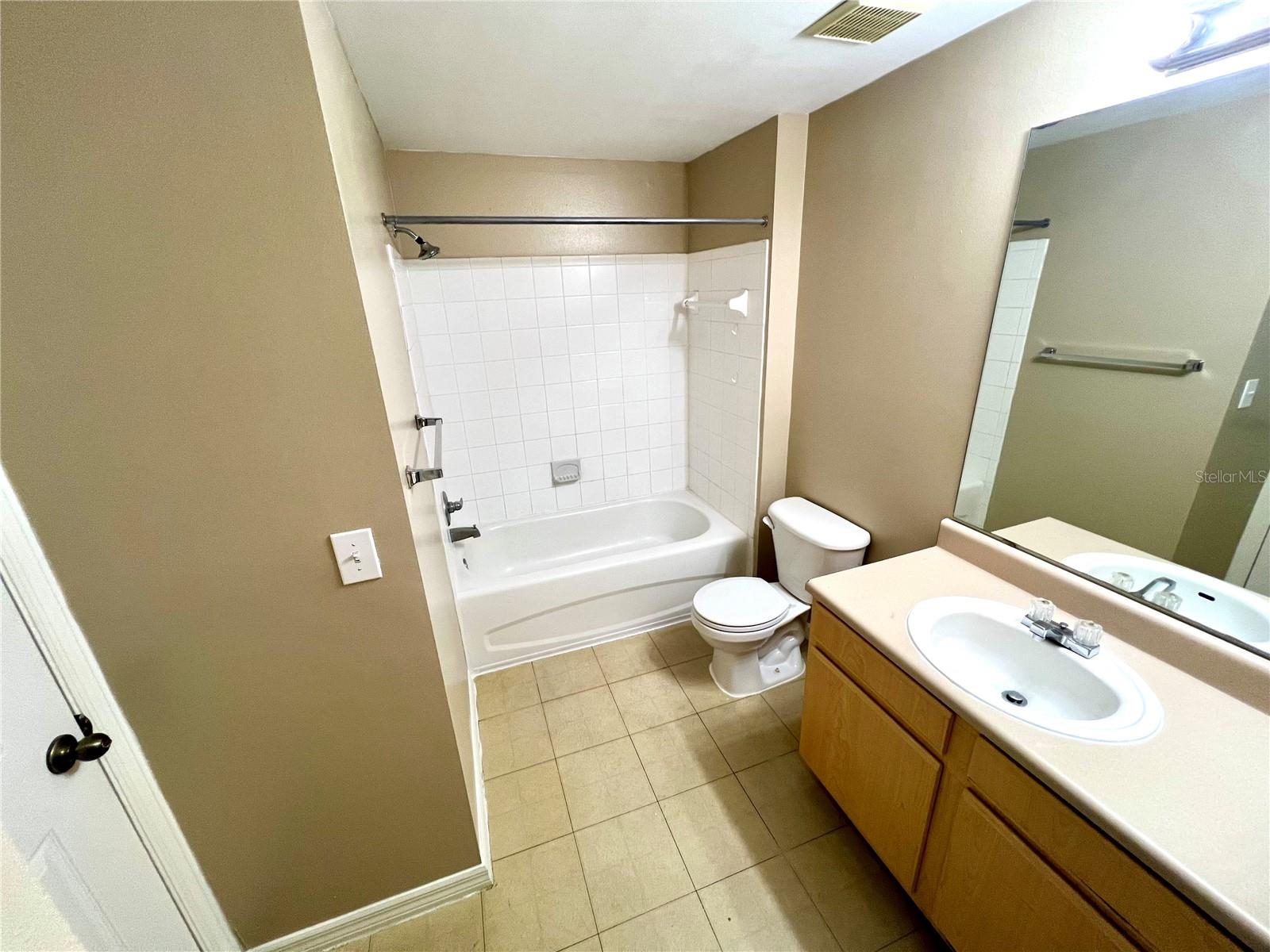 PALMS VILLA RESIDENCES - Residential Lease