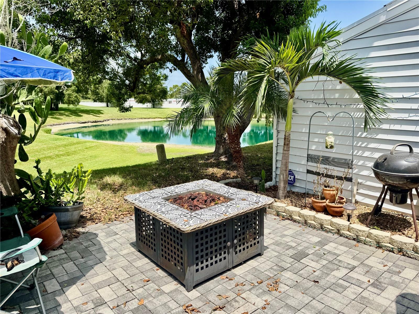 VILLAS OF BEACON GROVES - Residential