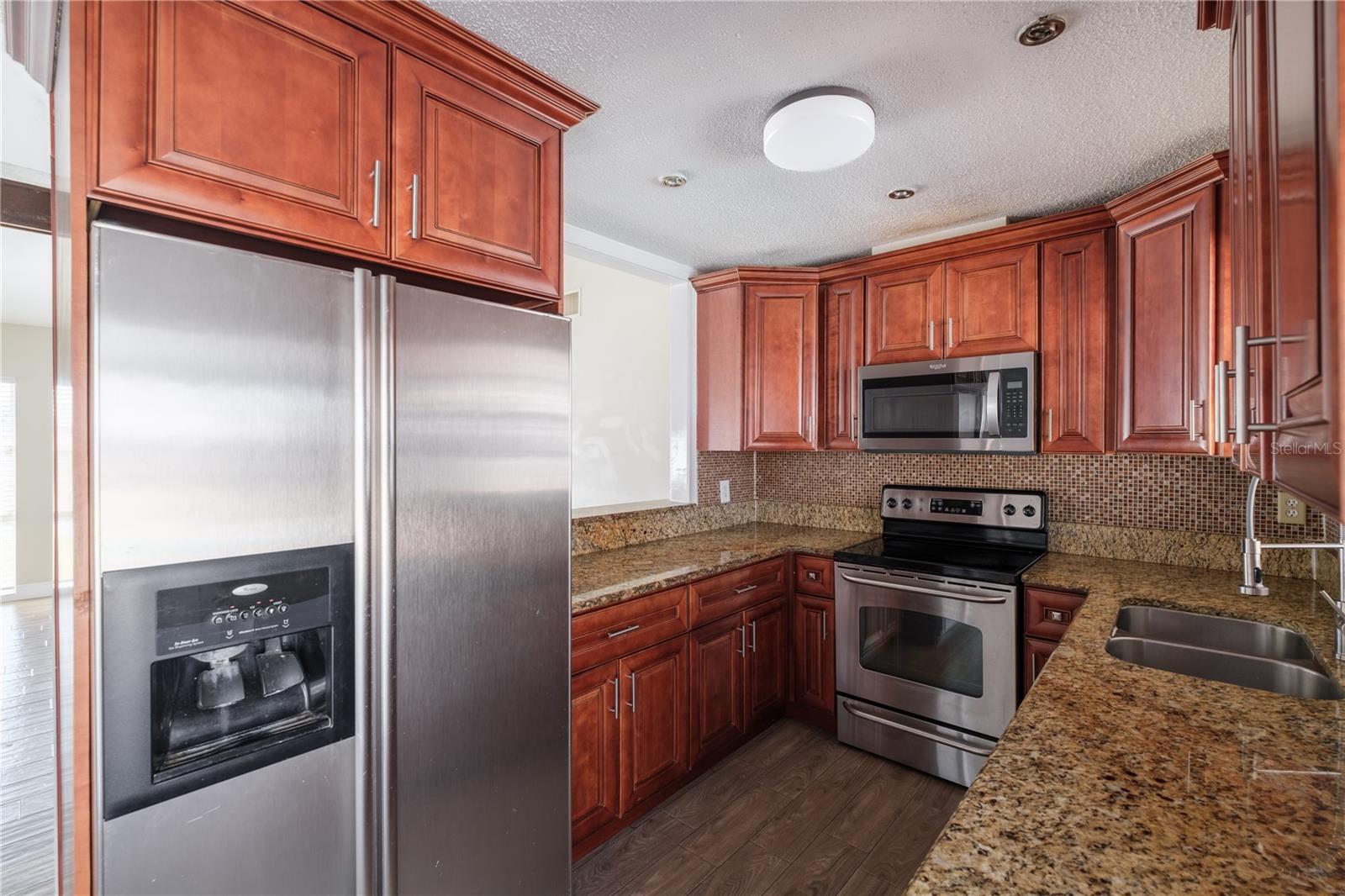 BVL UNIT 2 - Residential Lease