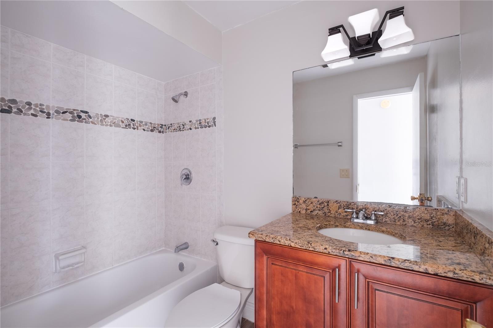 BVL UNIT 2 - Residential Lease
