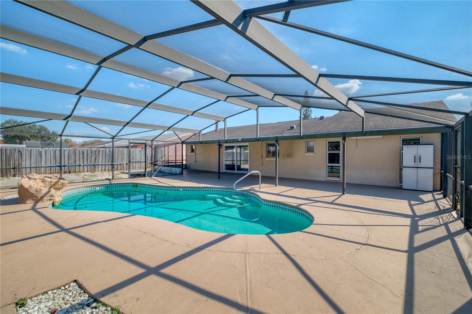 BVL UNIT 2 - Residential Lease
