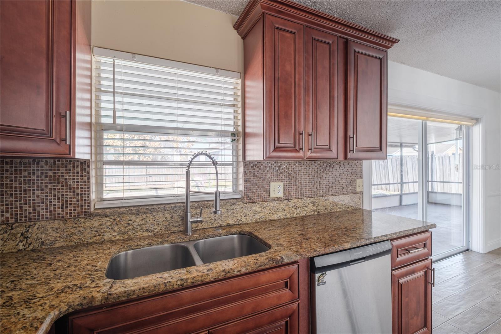 BVL UNIT 2 - Residential Lease