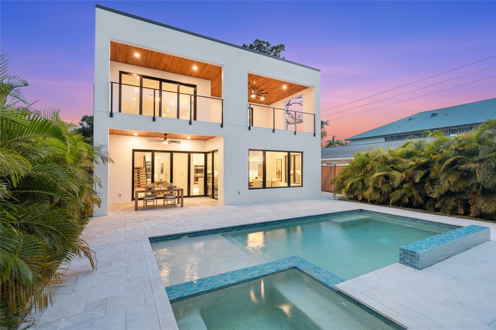 LA LINDA TERRACE - Residential