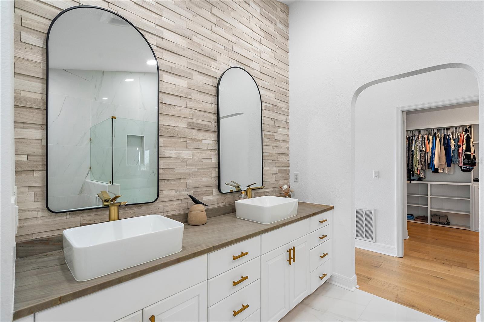 BAY POINT ESTATES 2ND ADD - Residential