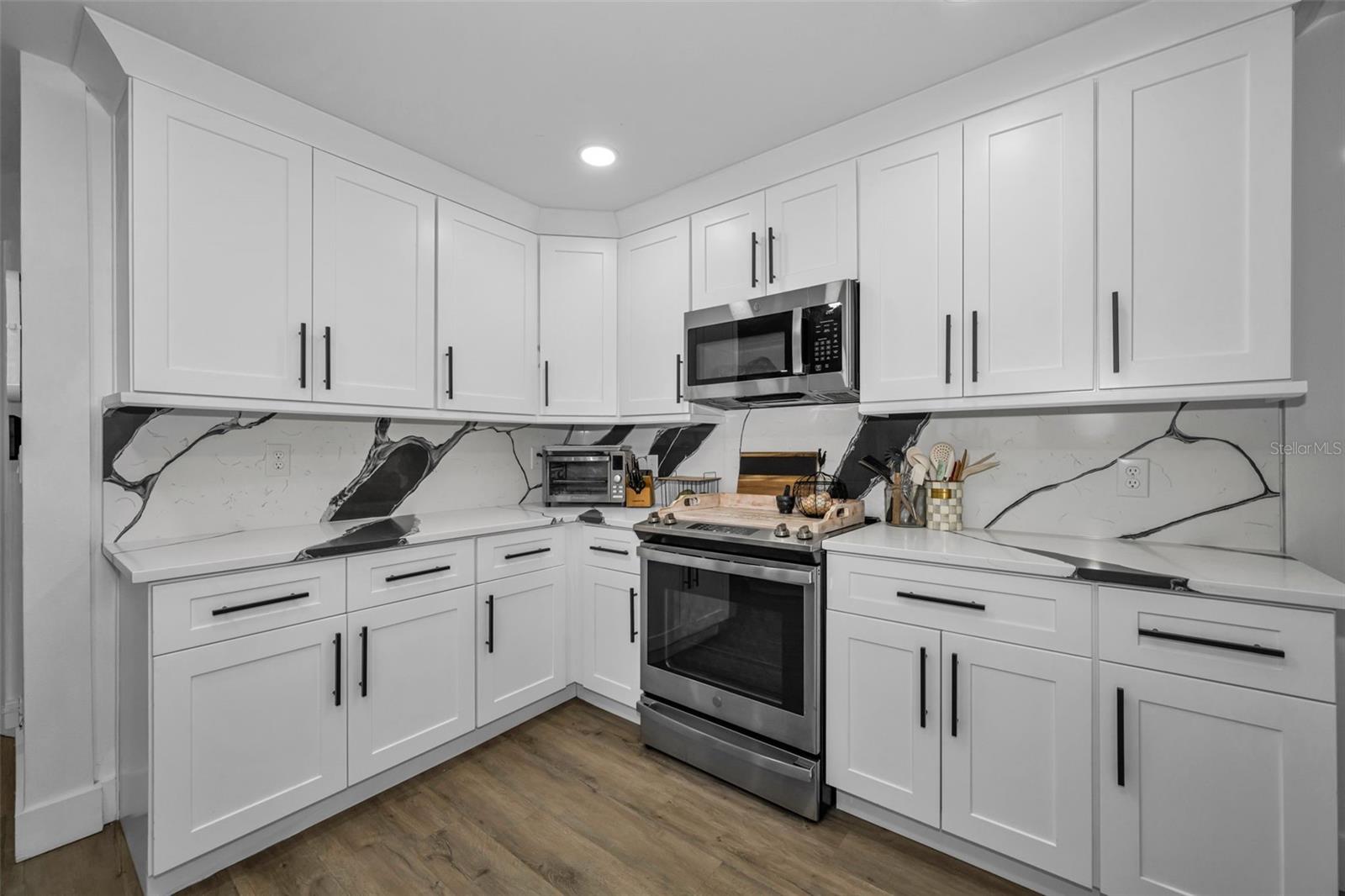 ANN PARK HEIGHTS - Residential