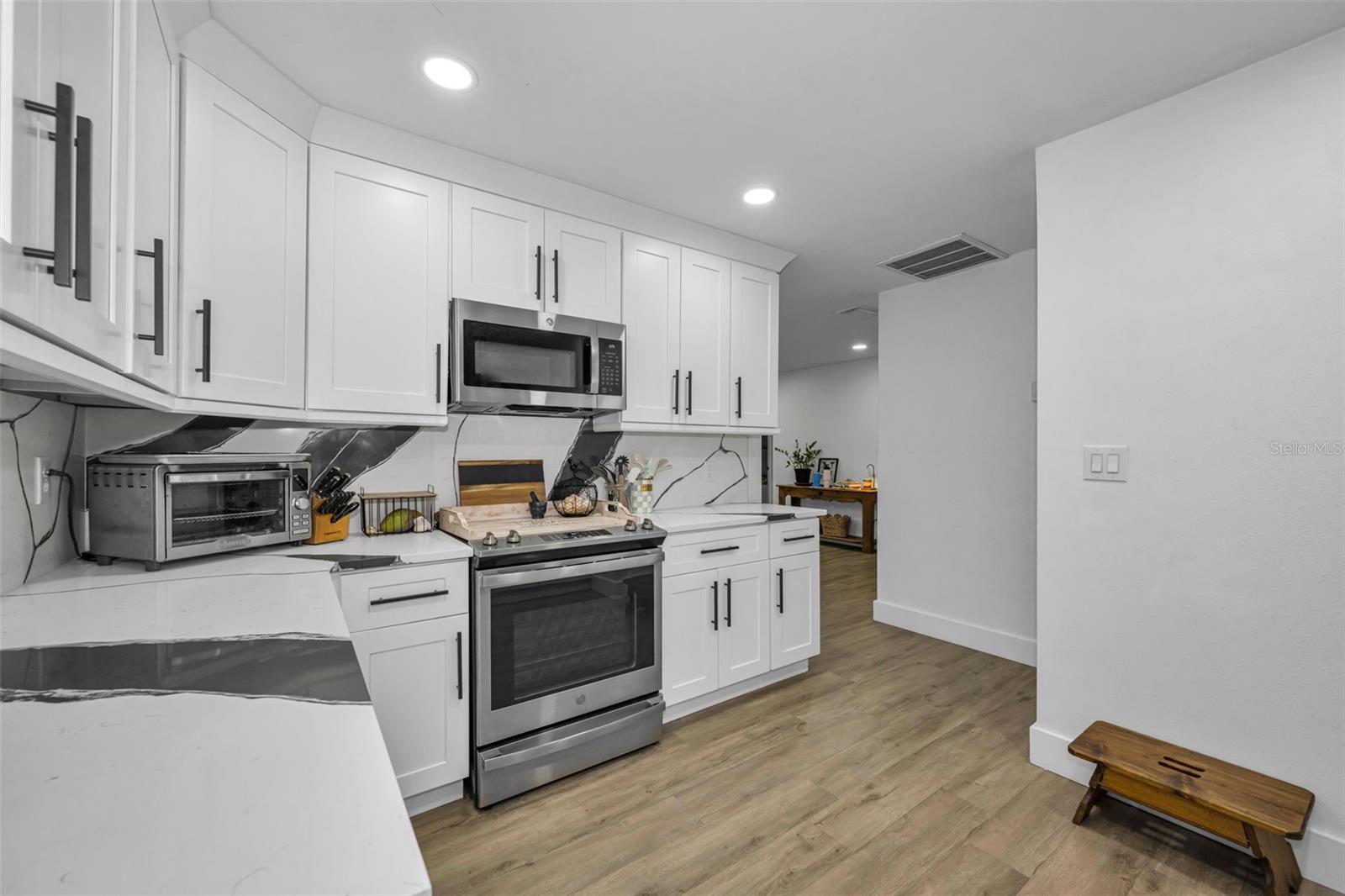 ANN PARK HEIGHTS - Residential