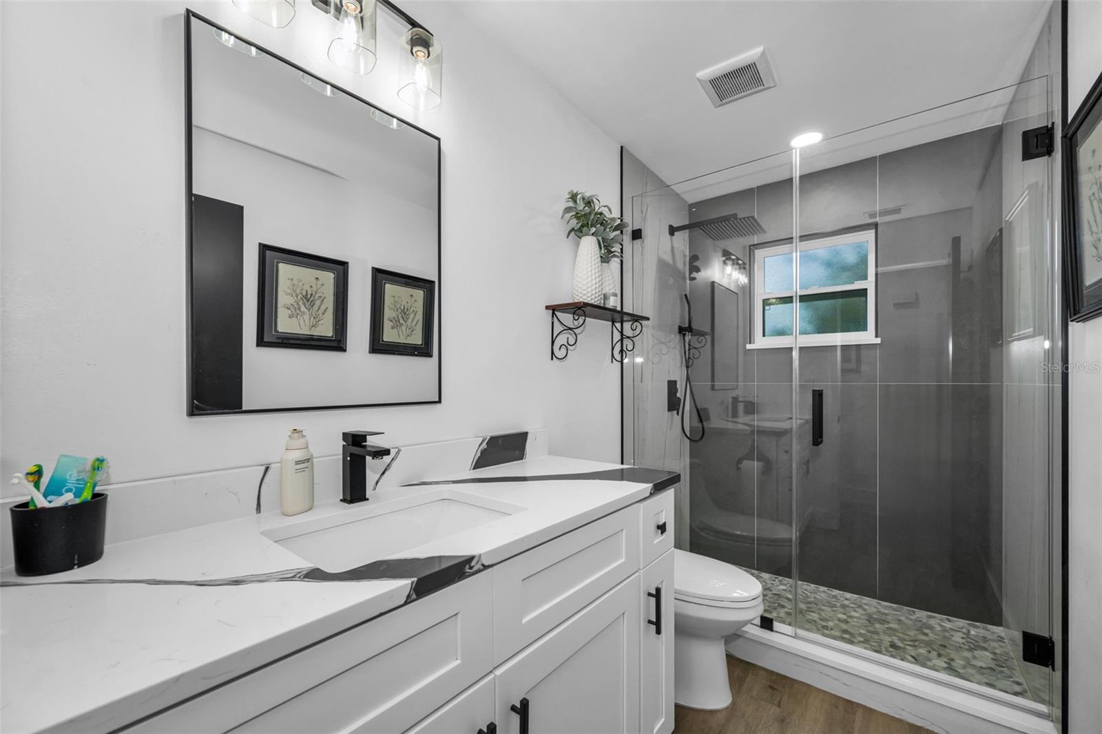 ANN PARK HEIGHTS - Residential